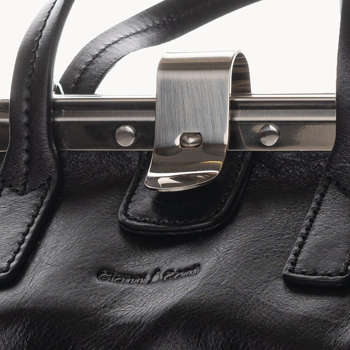 Gianni Conti Gladstone Style- Doctor's Leather Bag – Red or Black