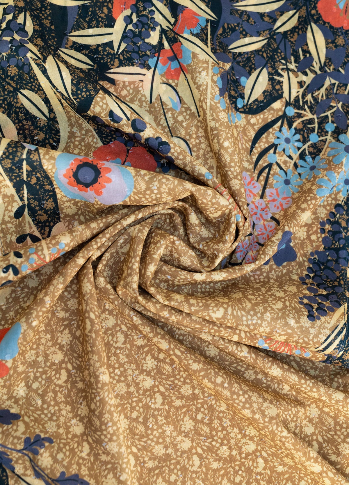 Powder Floral Hedgerow Cotton Scarf – Moss