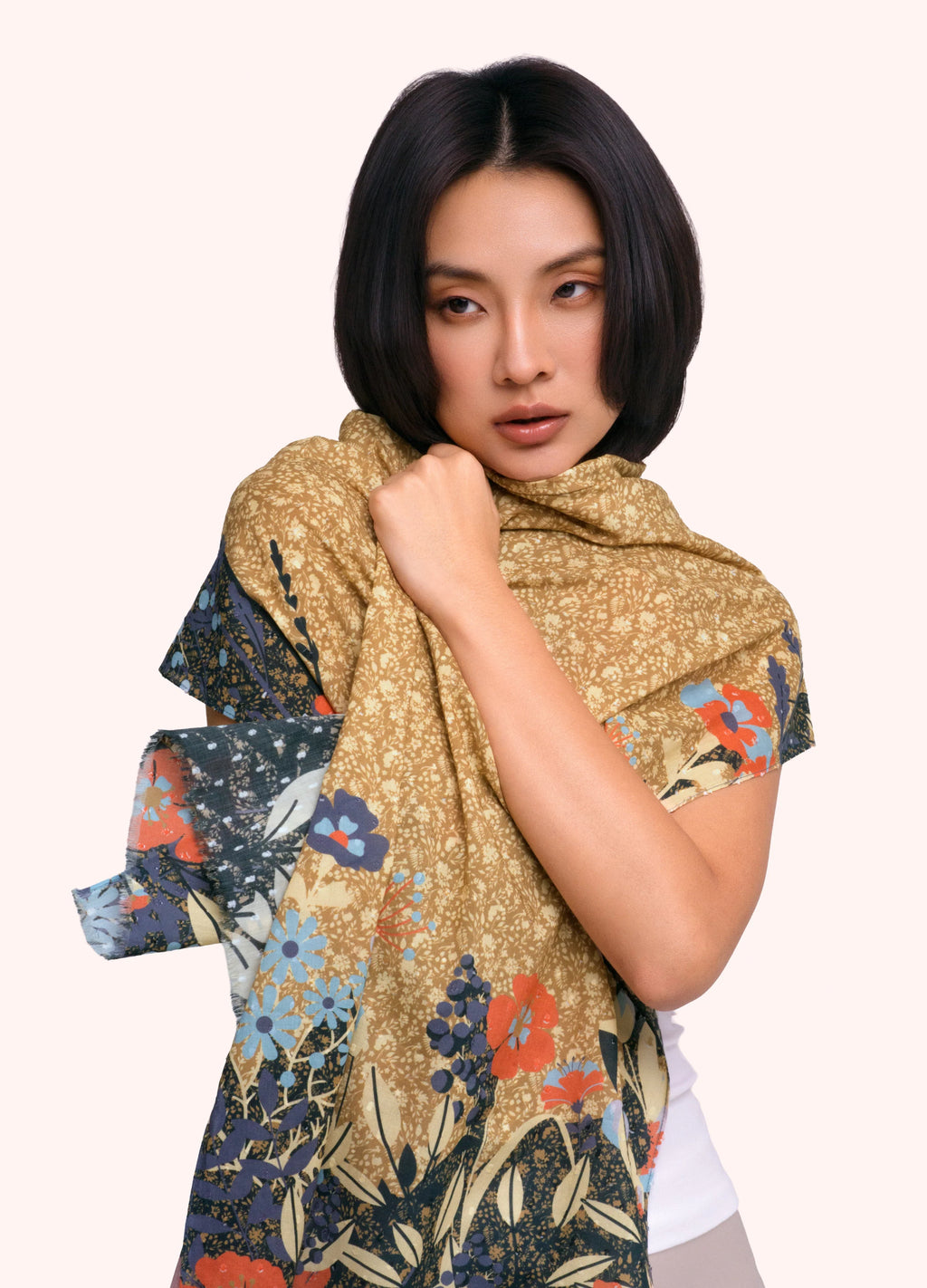 Powder Floral Hedgerow Cotton Scarf – Moss